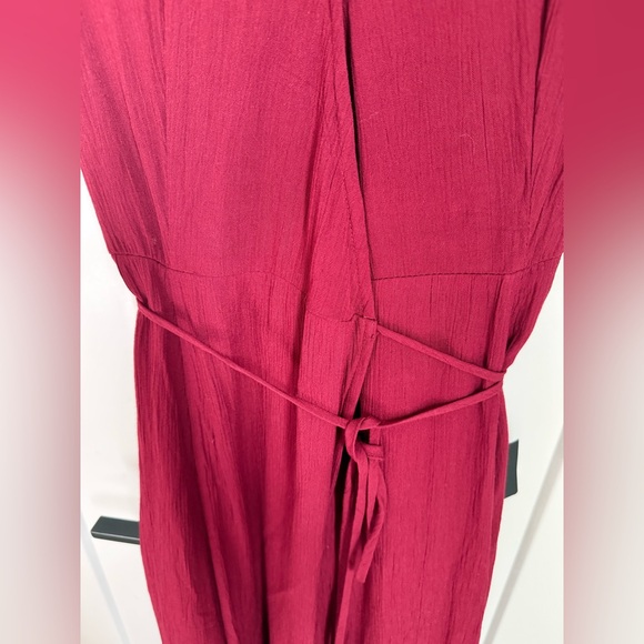 NWT Lulu's Heart of Marigold Burgundy Wrap Maxi Dress with fluttery sleeves. M. - Picture 6 of 9